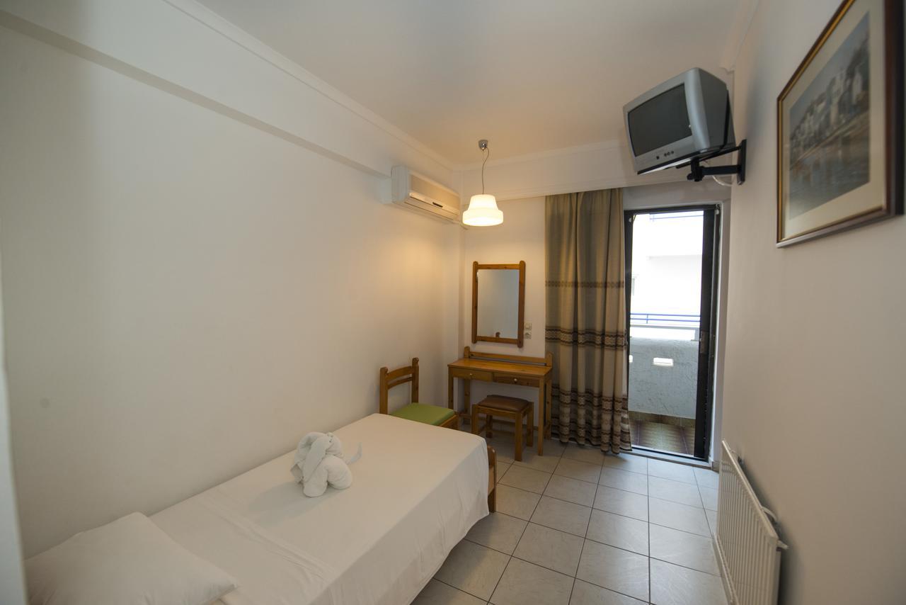 International Hotel 코스 타운 외부 사진